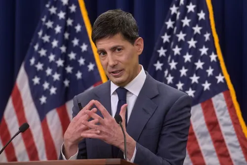Federal Reserve 2% Inflation Goal: Kevin Warsh Reaffirms Fed’s Inflation Fight as Markets Watch Interest Rates