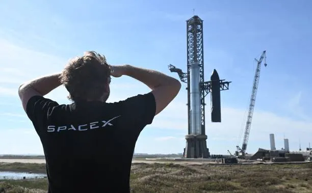 Watch SpaceX’s Record-Breaking Falcon 9 Launch 24 More Starlink Satellites Into Space: How One Mission Is Quietly Reshaping the Future of Global Internet